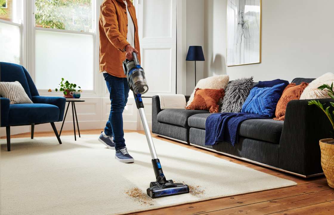 High Performance Cleaning Across Both Carpets and Hard Floors